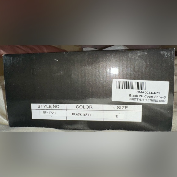 🖤FINAL SALE🖤 Black Matt PU Court Heels PrettyLittleThing Size 7.5 4” Heel - Picture 11 of 11